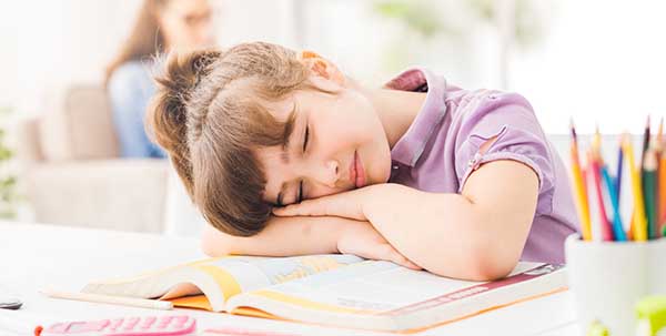 كثرة النوم والخمول عند الأطفال - أنواع الخمول عند الأطفال